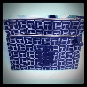 Tommy Hilfiger Canvas Pattern Wristlet